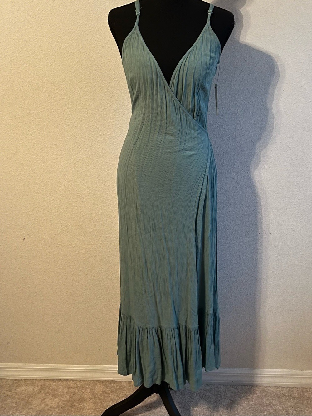 Billabong Olive Green Women's Medium Maxi Wrap Dress Wedding Party Date Night - Picture 2 of 7